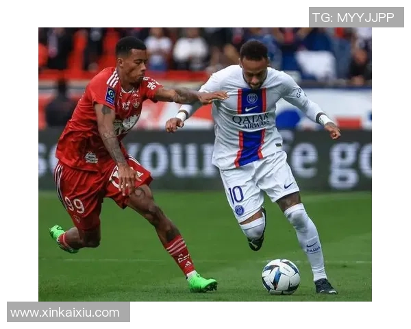 巴黎圣日耳曼迎来欧冠大胜，压制拜仁慕尼黑晋级！